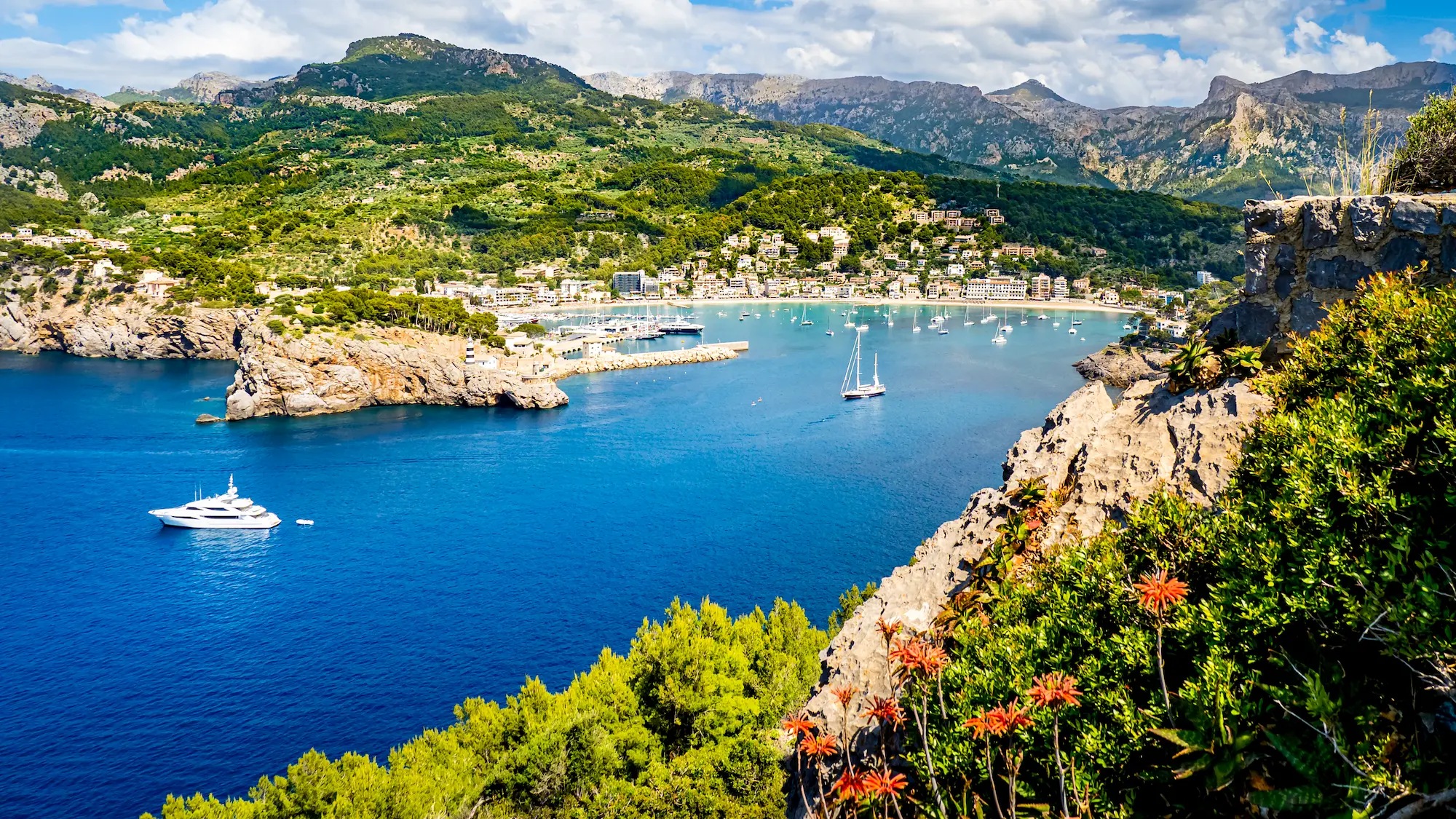 Port de Sóller circular bay in Mallorca surrounded by the Tramuntana mountains