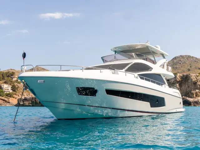 RAOUL W | Sunseeker 75 — 36 / 37