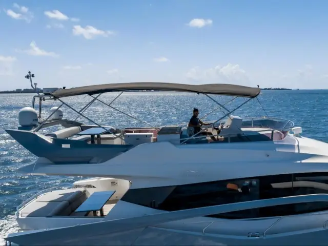 SEBASTIAN | Numarine 65 — 29 / 37