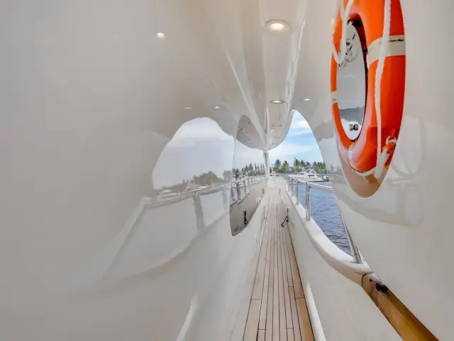 RYLAX | Azimut 116 — 30 / 108