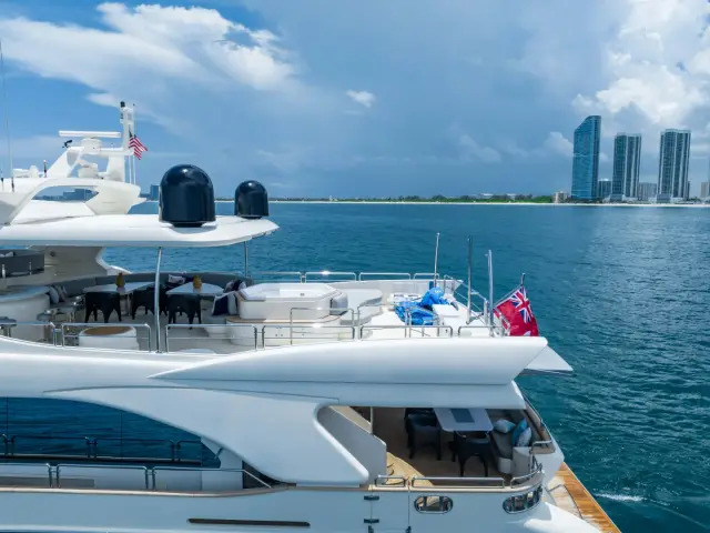 RYLAX | Azimut 116 — 20 / 108