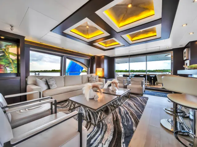 RYLAX | Azimut 116 — 58 / 108
