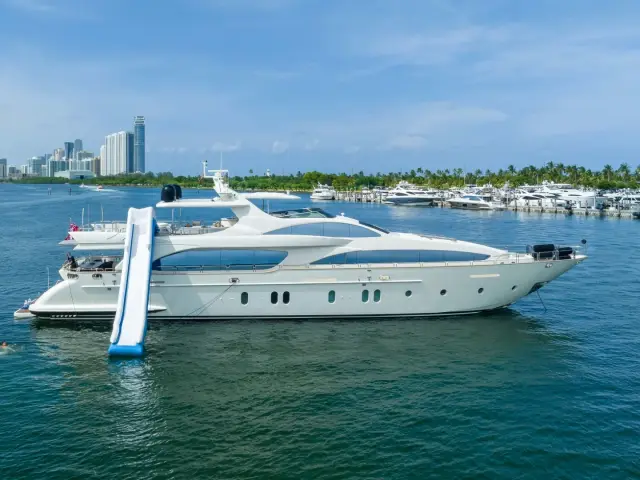 RYLAX | Azimut 116 — 108 / 108