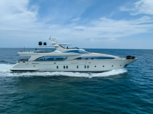 RYLAX | Azimut 116 — 11 / 108