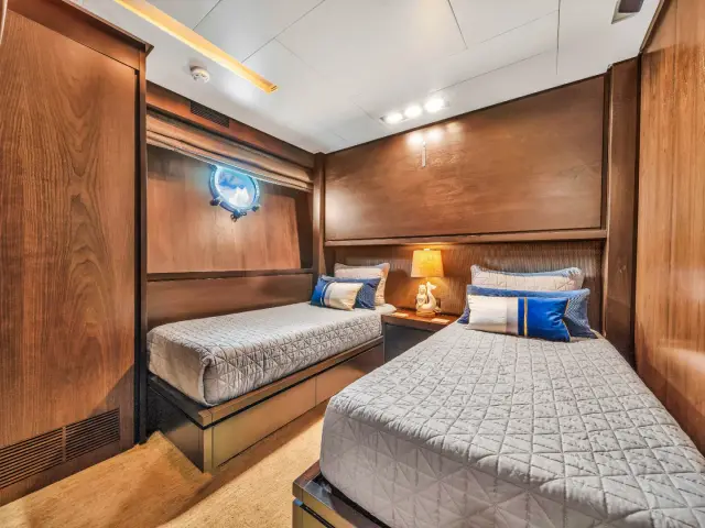 RYLAX | Azimut 116 — 105 / 108