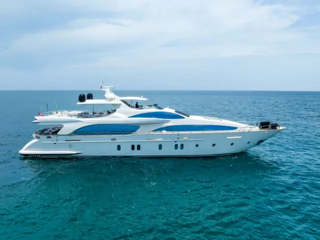 RYLAX | Azimut 116 — 4 / 108