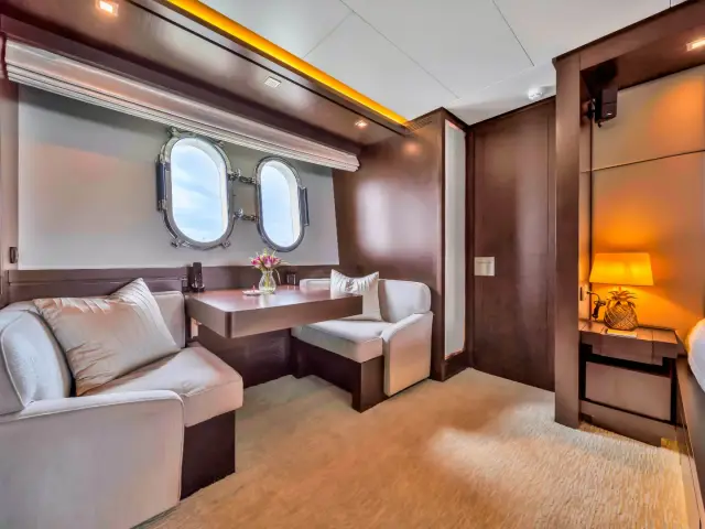 RYLAX | Azimut 116 — 82 / 108