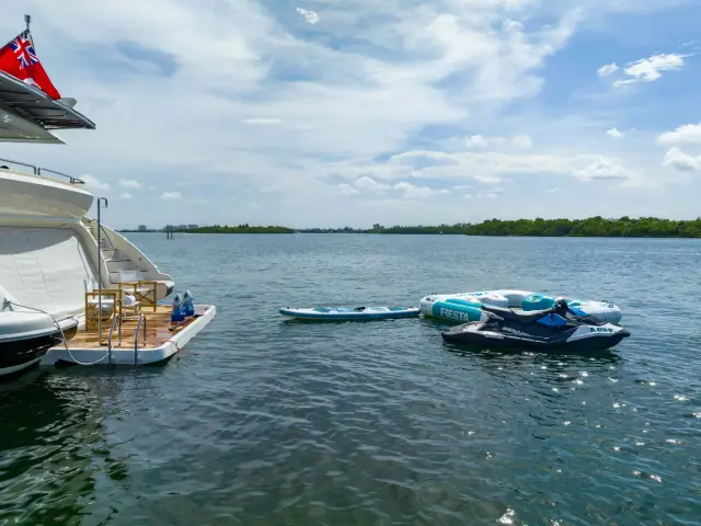 RYLAX | Azimut 116 — 28 / 108