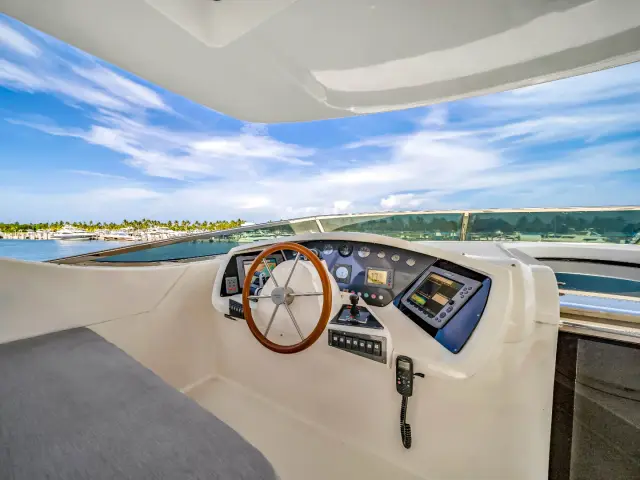 RYLAX | Azimut 116 — 39 / 108
