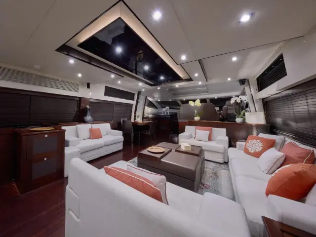 ARIYAS | Sunseeker Predator 84 — 13 / 21