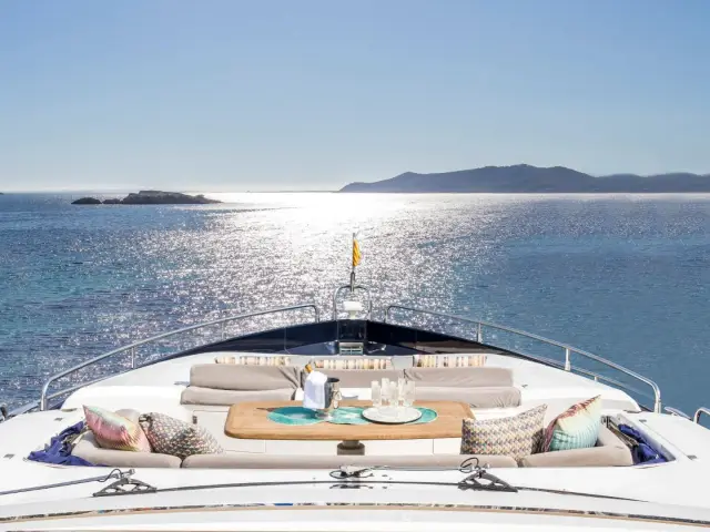 ARIYAS | Sunseeker Predator 84 — 5 / 21
