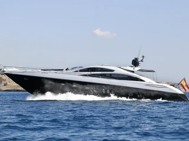GEORGIA | Sunseeker Predator 82 — 1 / 18