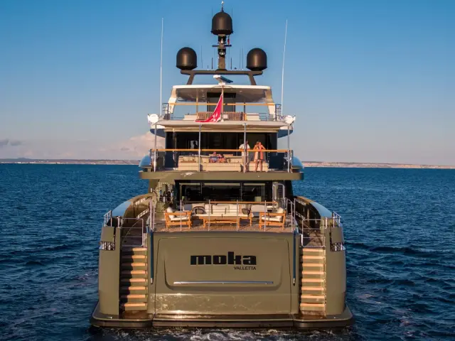MOKA | Sanlorenzo 42M — 7 / 28