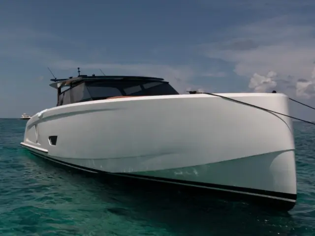 Vanquish VQ58 T-Top — 34 / 36