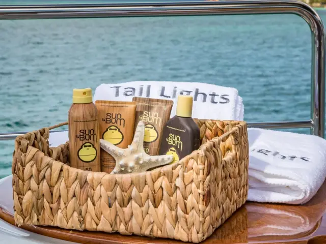 MY Tail Lights | Azimut 116 — 53 / 92