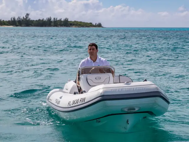 MY Tail Lights | Azimut 116 — 65 / 92