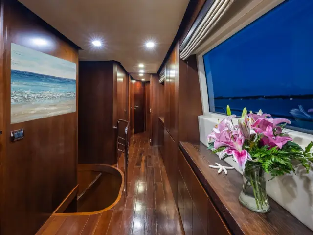 MY Tail Lights | Azimut 116 — 73 / 92