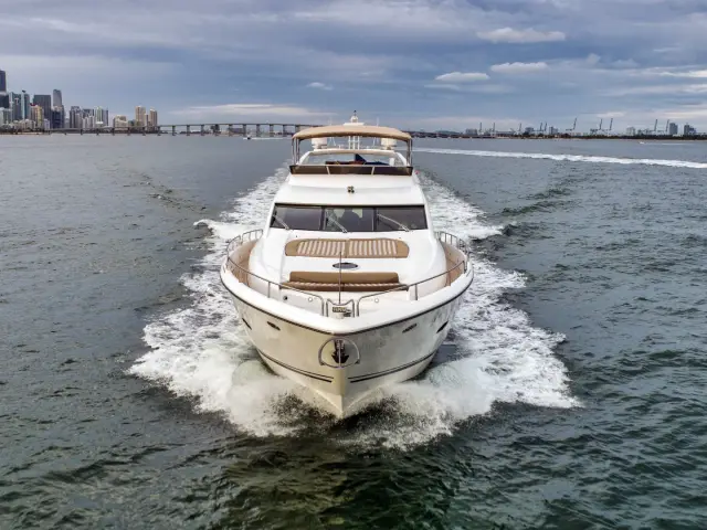 ACQUA ALBERTI | Sunseeker 82 — 5 / 16