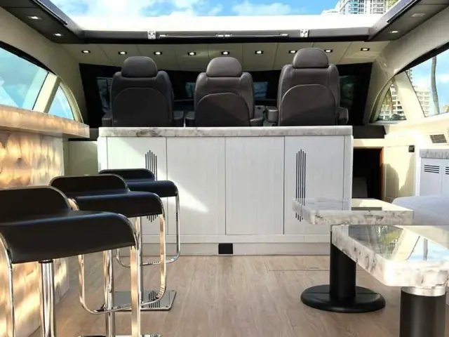 DAYA | Mangusta 105 — 27 / 33