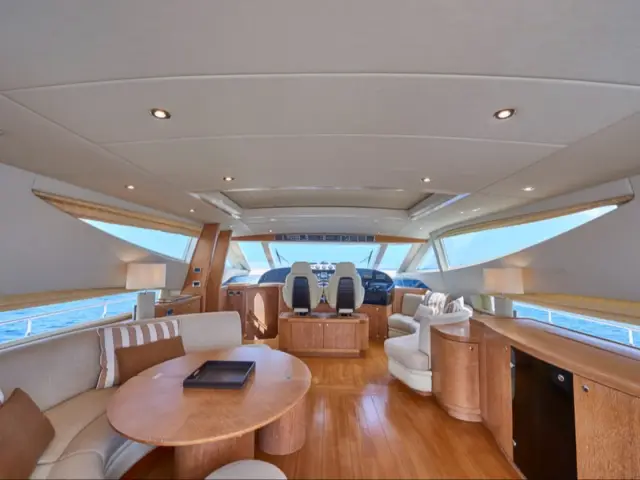 NINA | Alfamarine 78 — 19 / 23