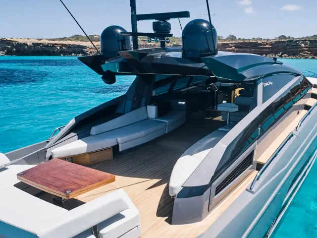 CHILLI | Baia 70 Italia — 7 / 26