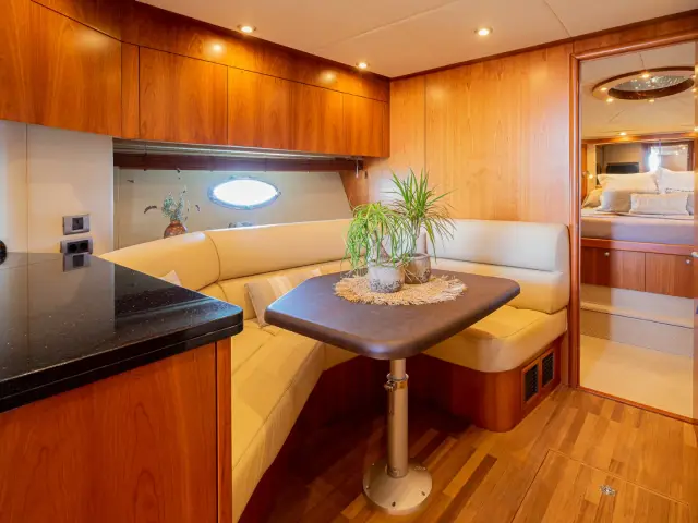 MALBEC | Sunseeker Predator 72 — 24 / 31