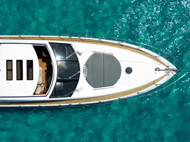 MALBEC | Sunseeker Predator 72 — 4 / 31