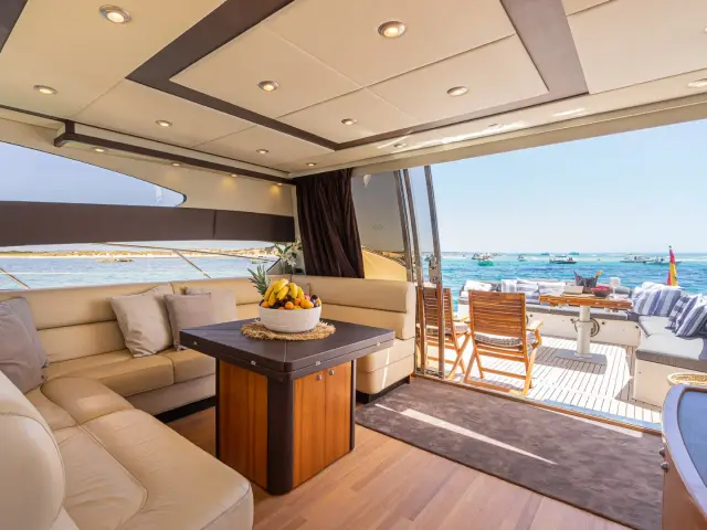MALBEC | Sunseeker Predator 72 — 21 / 31