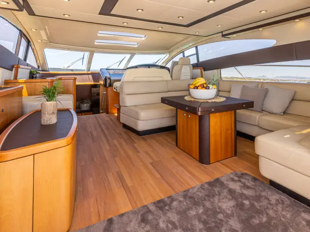 MALBEC | Sunseeker Predator 72 — 19 / 31