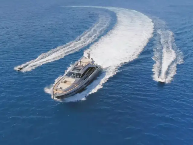BEYOND | Pershing 8X — 40 / 50