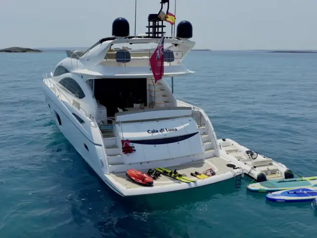 CALA DI LUNA | Sunseeker Manhattan 70 — 8 / 49