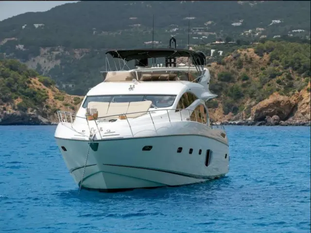 CALA DI LUNA | Sunseeker Manhattan 70 — 3 / 49