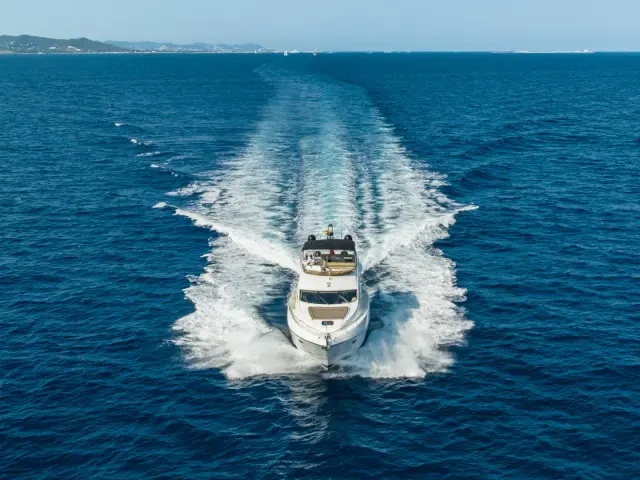 CALA DI LUNA | Sunseeker Manhattan 70 — 18 / 49