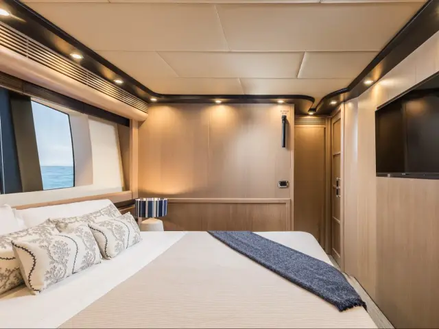 DOLCE VITA IV | Astondoa 102 GLX — 27 / 48