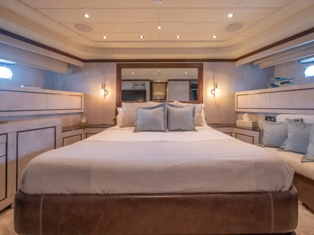 FIVE STARS | Mangusta 92 — 24 / 36