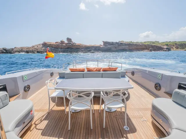 FIVE STARS | Mangusta 92 — 16 / 36