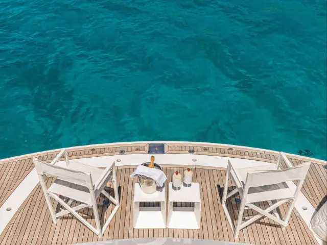FROGGY | Sunseeker Predator 82 — 12 / 31