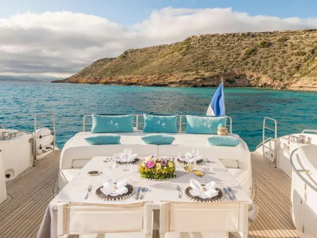 FROGGY | Sunseeker Predator 82 — 14 / 31