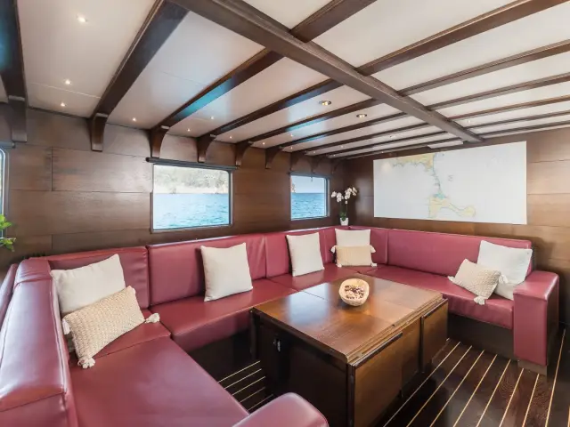 SEMAYA | Navetta 31M — 15 / 24