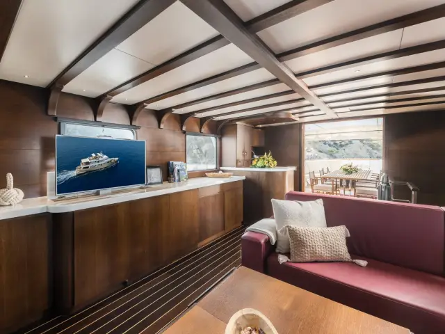 SEMAYA | Navetta 31M — 16 / 24