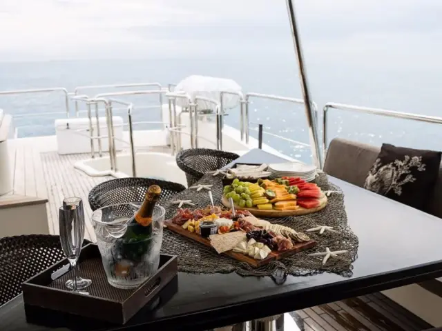 BABIECA | Azimut 105 — 12 / 17