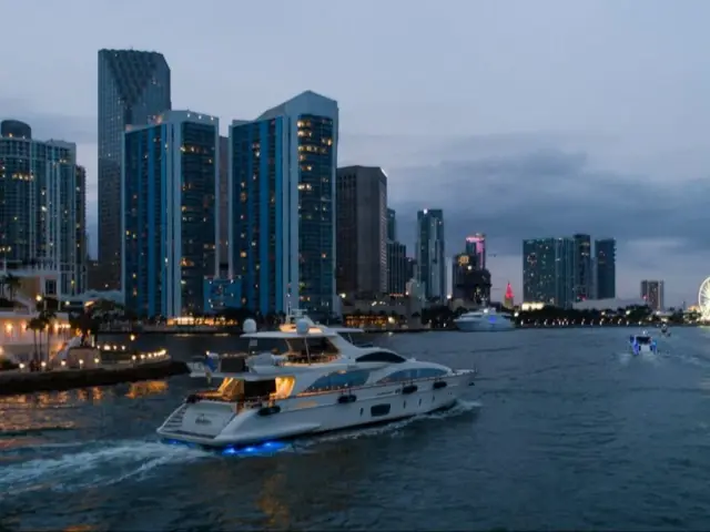 BABIECA | Azimut 105 — 7 / 17