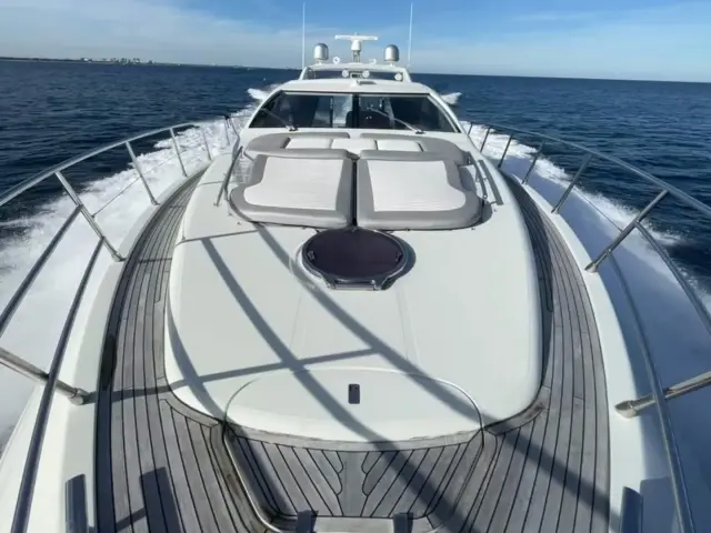 LIFE IS GREAT | Azimut 62S — 17 / 33