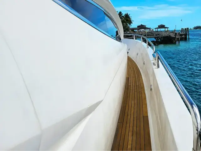 YCM105 | Sunseeker 105 — 52 / 75