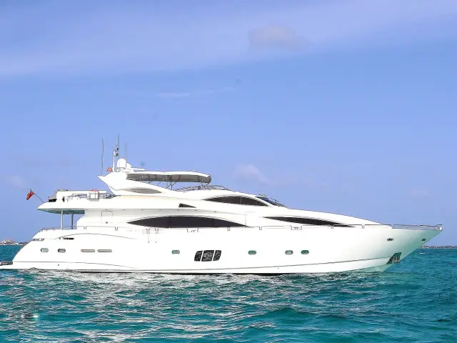 YCM105 | Sunseeker 105 — 1 / 75
