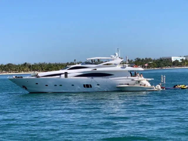YCM105 | Sunseeker 105 — 5 / 75