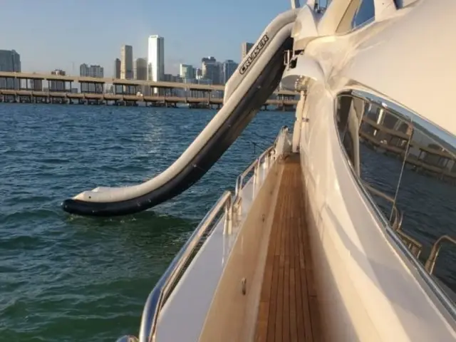 YCM105 | Sunseeker 105 — 22 / 75