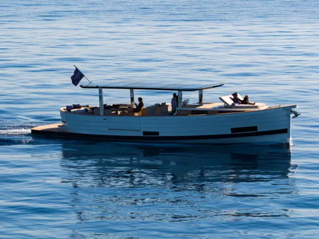 Samar 50 Solar-electric Modern llaut-inspired yacht