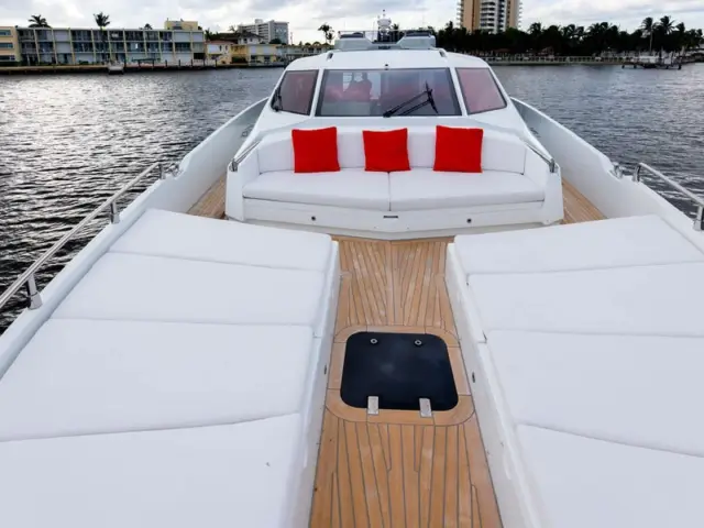 ADONIS | Numarine 80 — 28 / 74