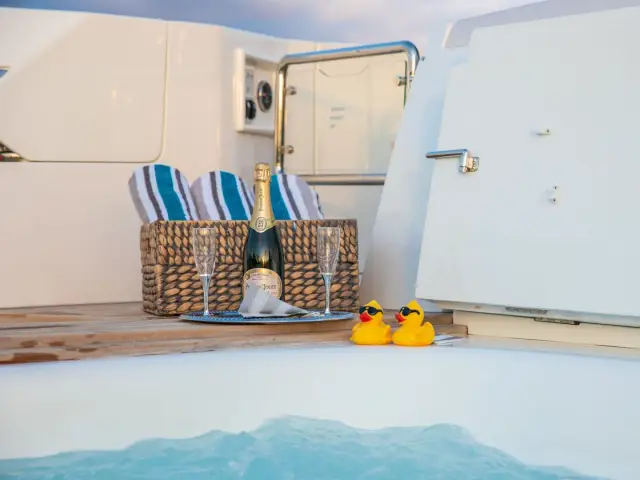ADONIS | Numarine 80 — 60 / 74